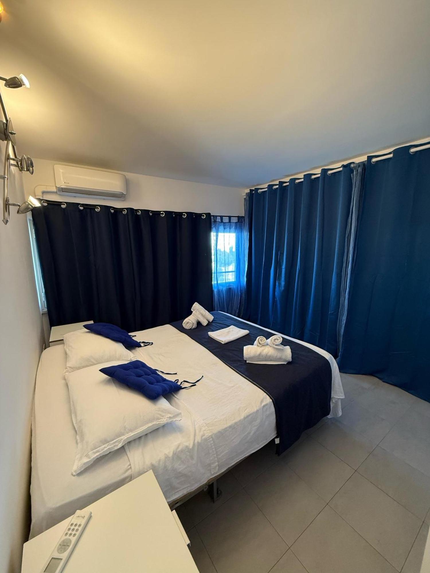 Apartment Penthouse Entire In *