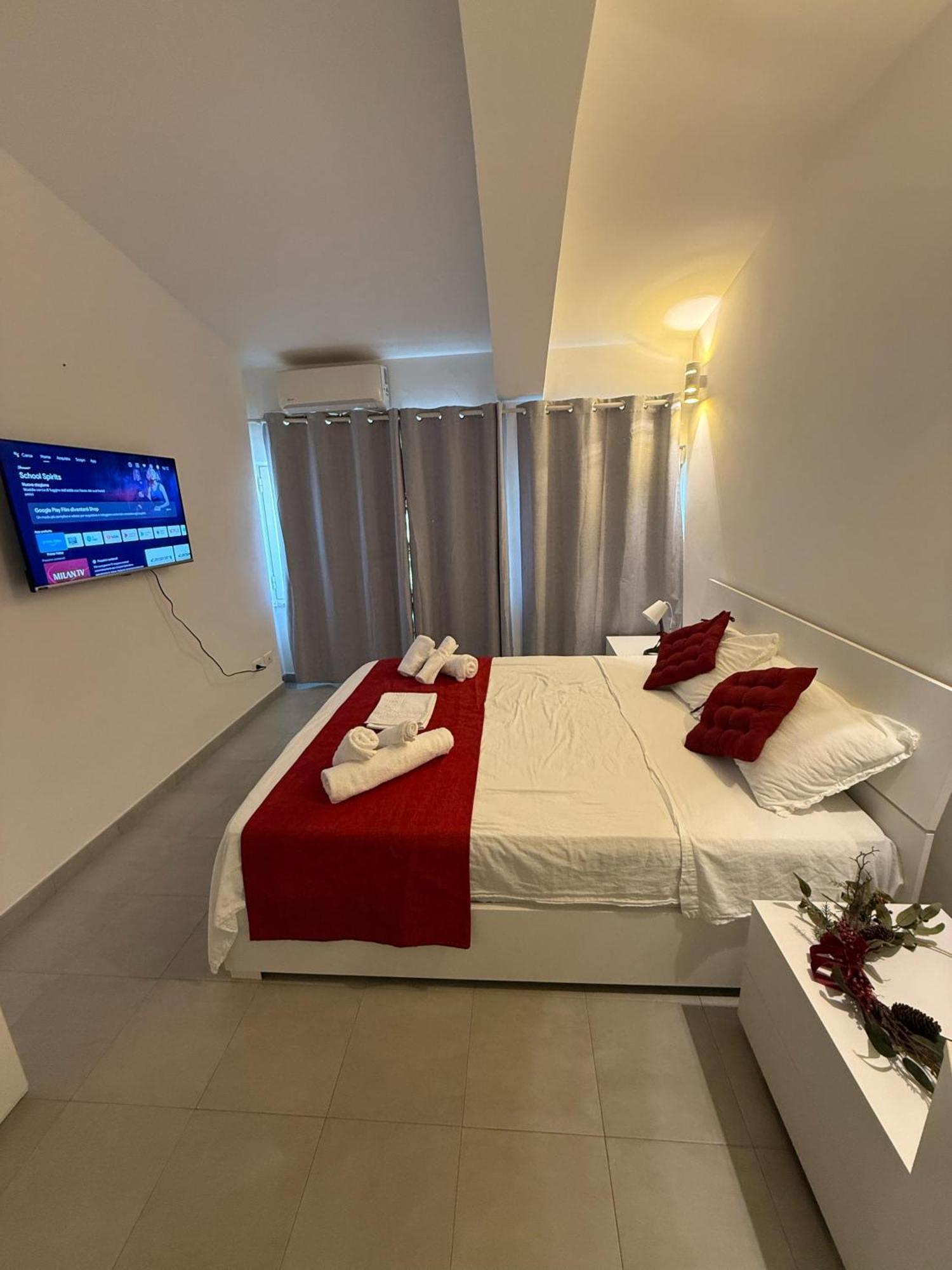 Penthouse Entire In *